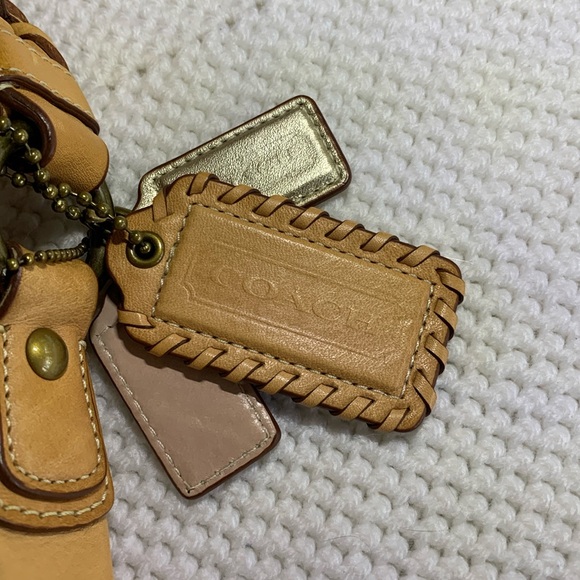 Coach leather purse - Picture 10 of 16